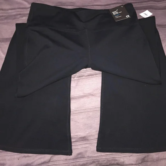 GAP Fit Studio Sky High Flare Pants Leggings Womens Sz L 4-Way Stretch Black NEW - Picture 12 of 12